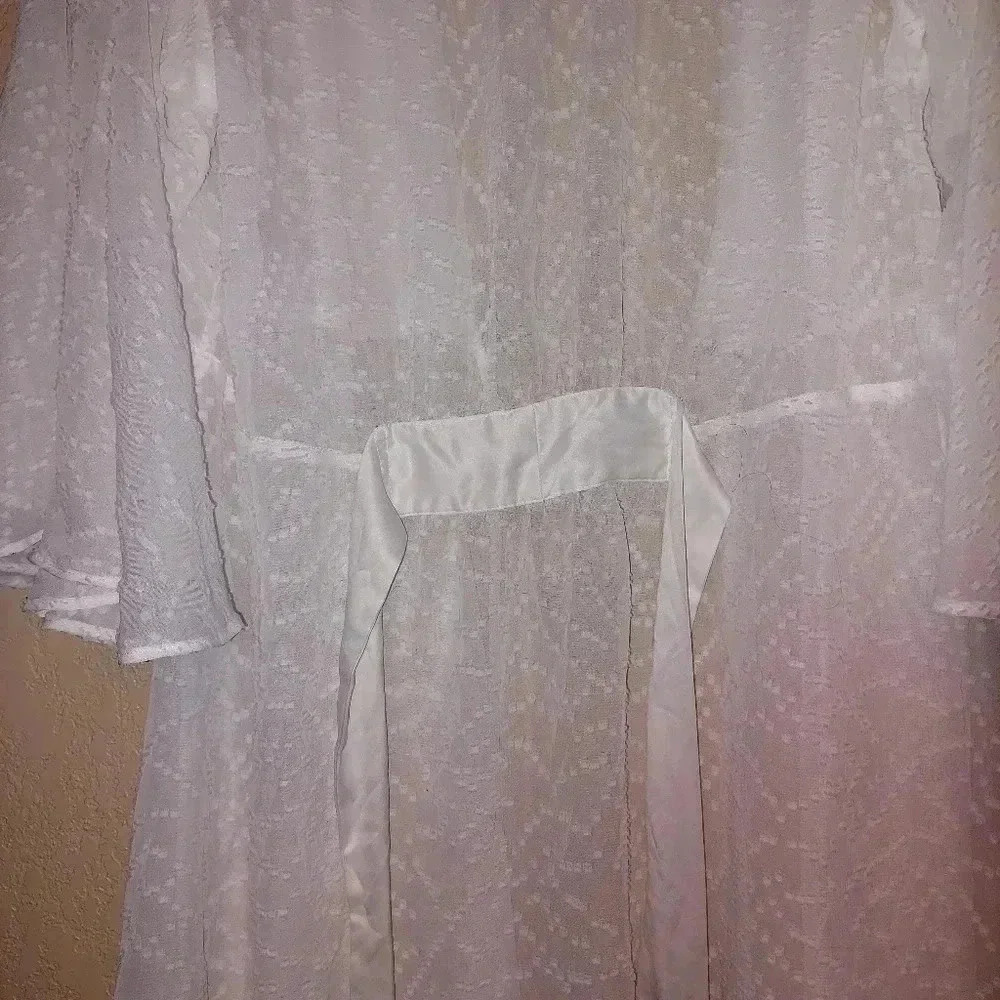 H By Halston White Sheer Robe Size L/XL  100% Polyester - Picture 11 of 11